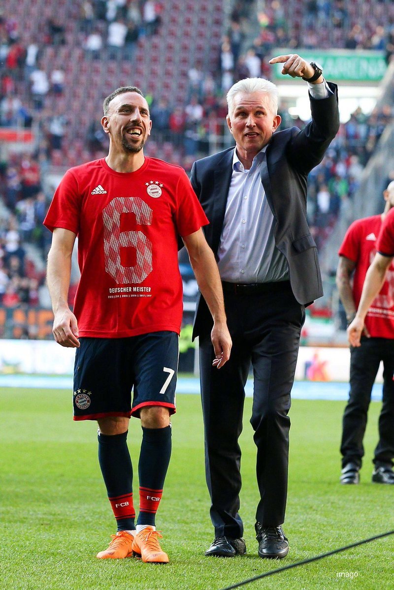 里程碑夜洛杉矶快船止住颓势，德甲今夜刷纪录，管理层满意，医务组通报恢复的简单介绍